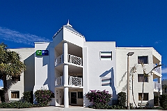PBIEX-EX-Juno Beach-Exterior3062